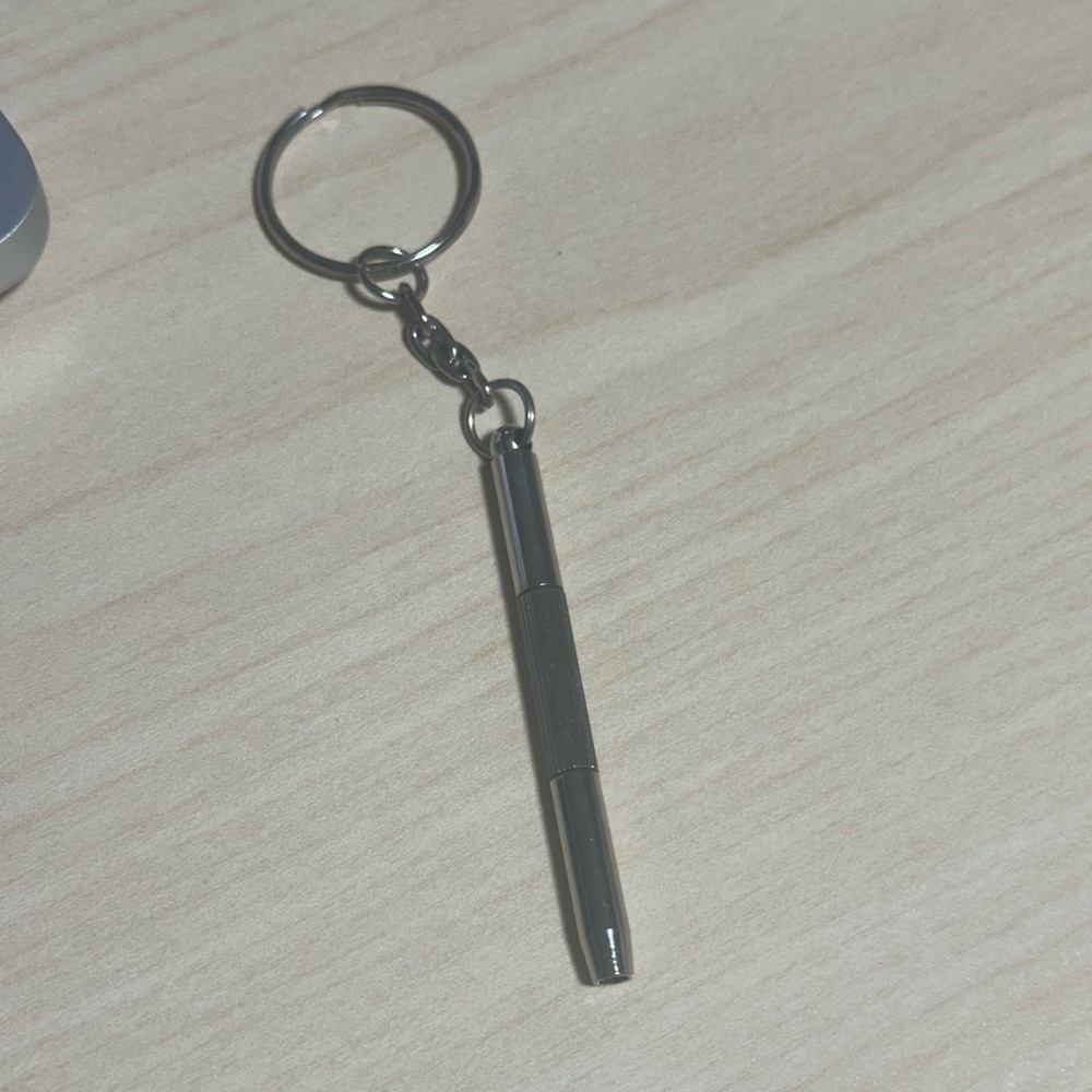 Eyeglasses screwdriver keychain